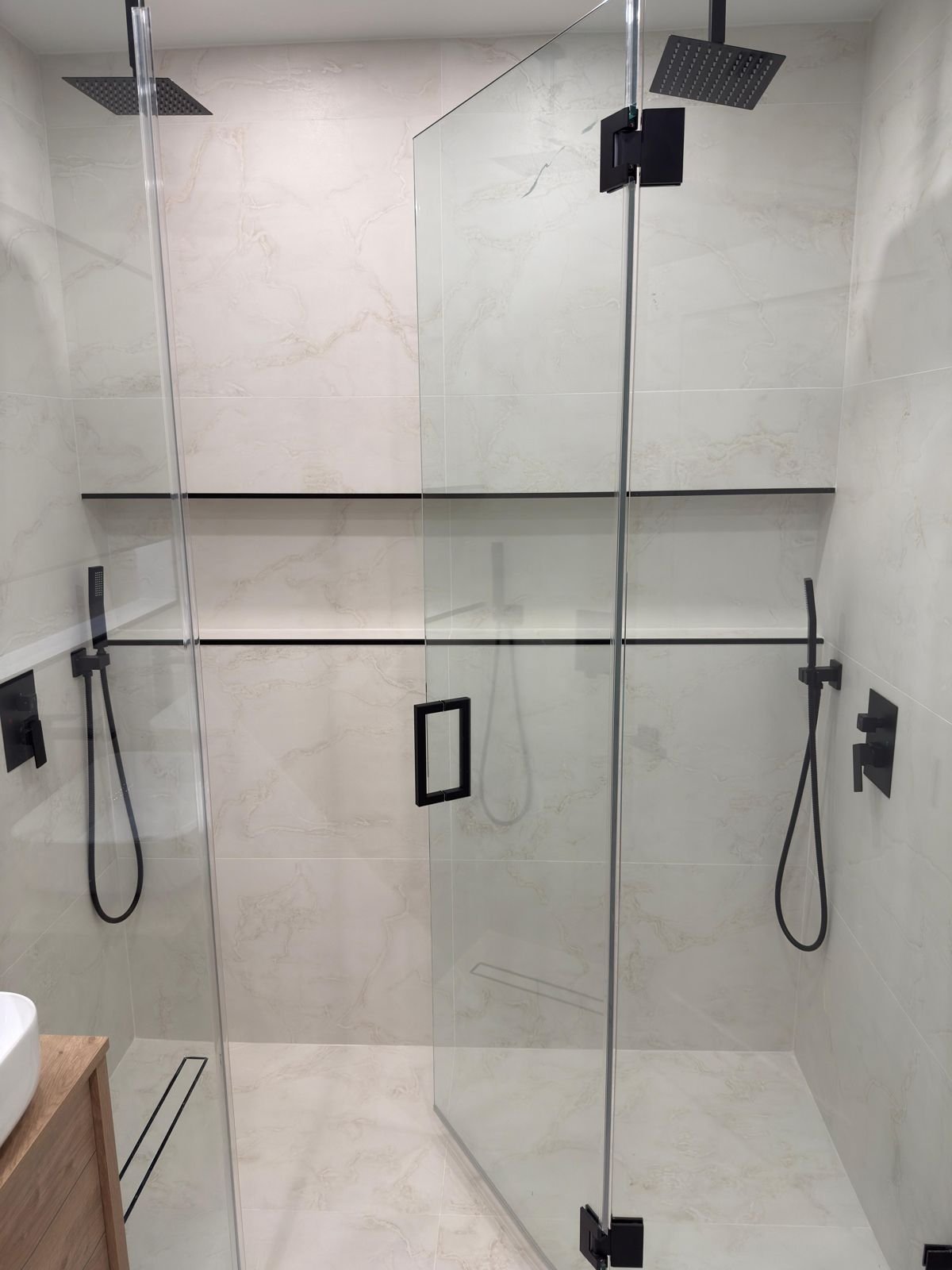 proyecto ducha vidrio – Mater Tiles